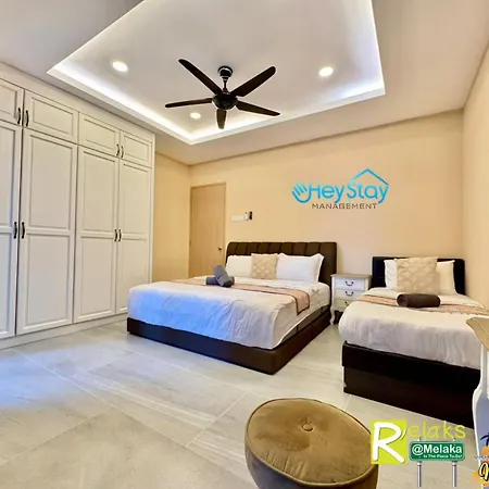 Atlantis Residences Melaka By Heystay Management Exterior photo